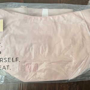 BÉIS Atlas Pink Crescent Catchall Sling bag